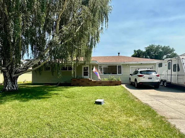 614 19th St, Cody, WY 82414