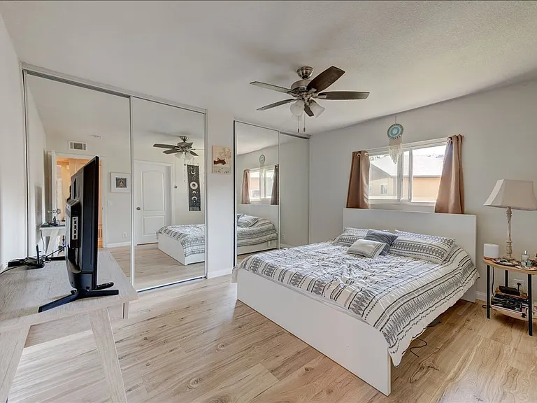 510 Calle Montecito #60 — Photo 10