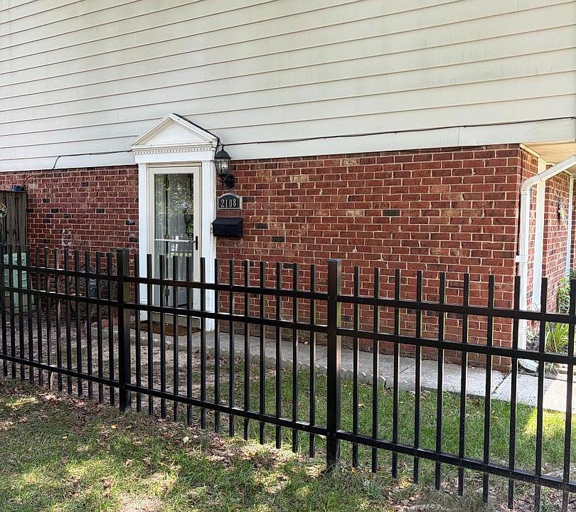 2nd image of 2108 Ferguson Pl