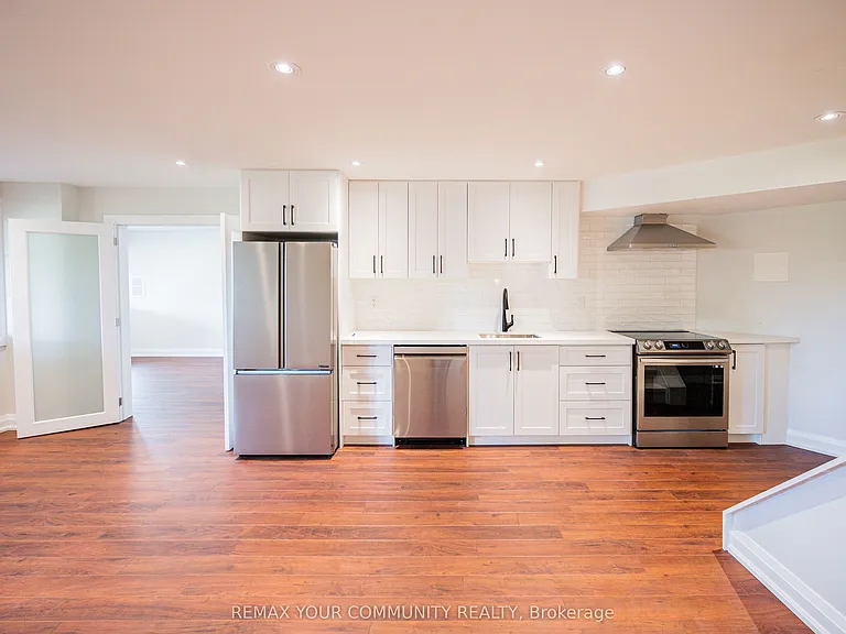 176 Aishford Rd #LOWER — Photo 17