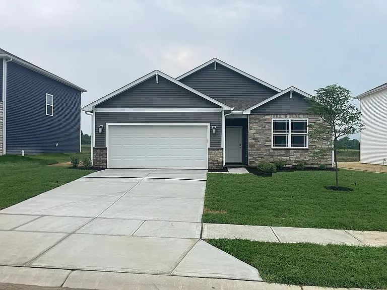 10920 Heirloom Dr — Photo 1