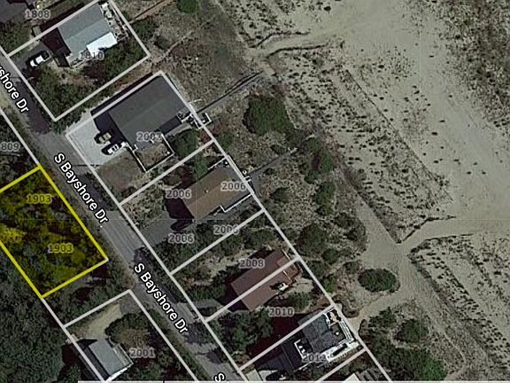 3rd image of 1903 S Bay Shore Dr