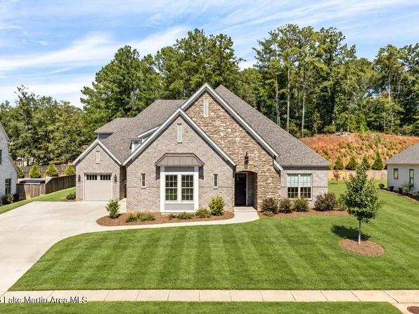 772 Summerlin Dr, Auburn, AL 36830