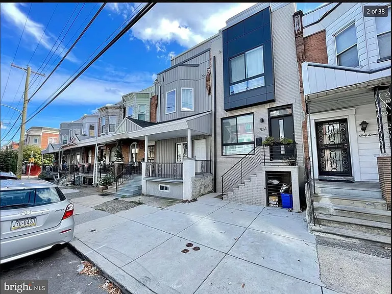 3012 W Oxford St #2F — Photo 2