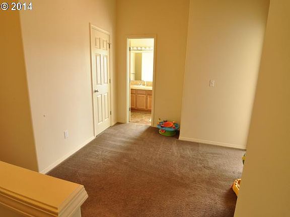 5th image of 8729 NE 16th Ave