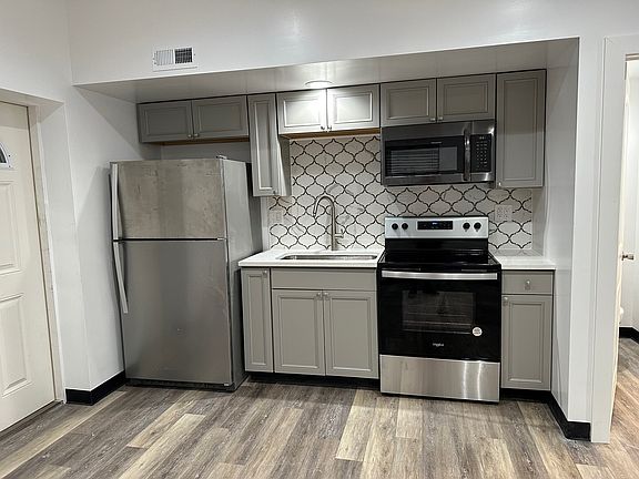 2nd image of 309 W Main St #11592648