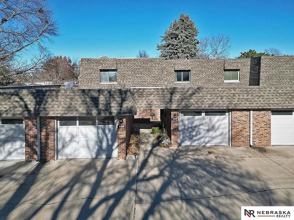 1st image of 3344 Neerpark Dr