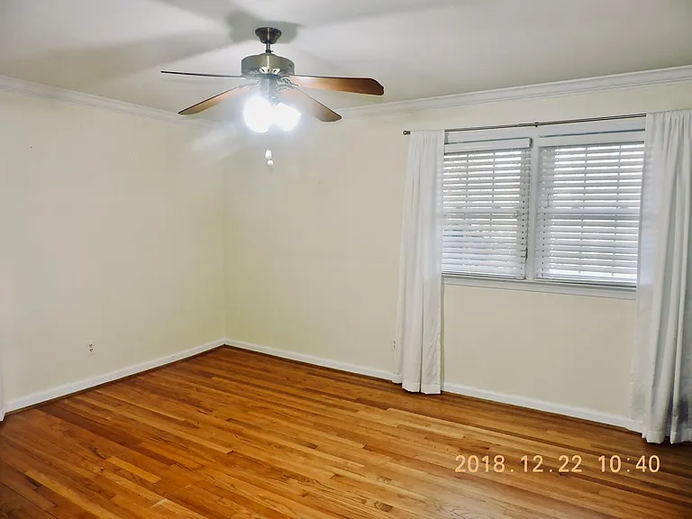 7018 Westbury Rd — Photo 9