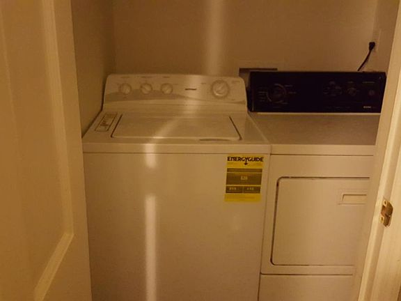 Full Size Washer/Dryer