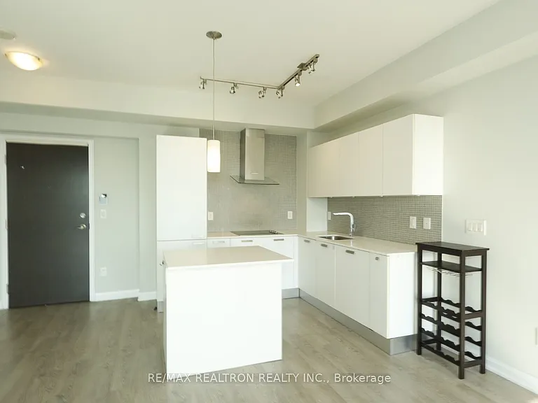 11 Bogert Ave #2304 — Photo 4