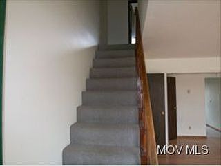 5th image of 710 Grandview St