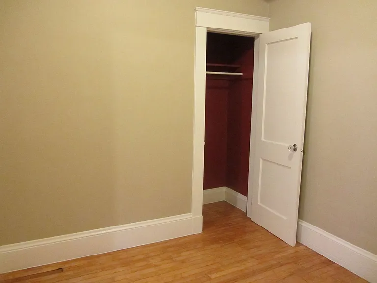 32 Alfred St — Photo 16