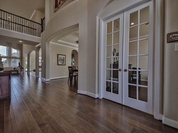 4th image of 4702 Cinco Forest Trl