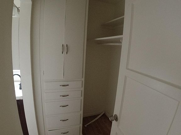 3rd image of 2613 S Sepulveda Blvd #4A