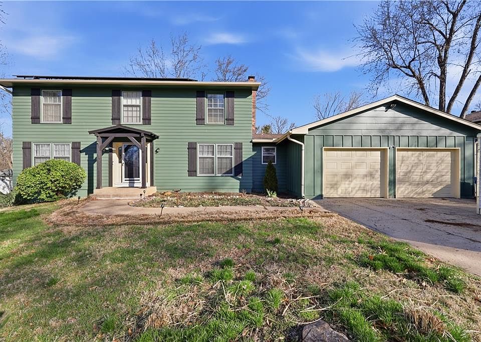 1st image of 806 Galveston Dr