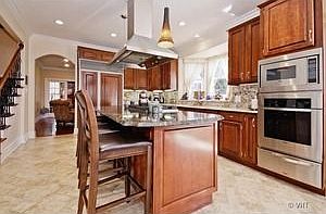 4th image of 12533 W Lake View Dr