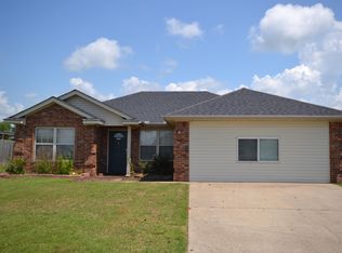 22 Bartlett Ln, Ward, AR 72176