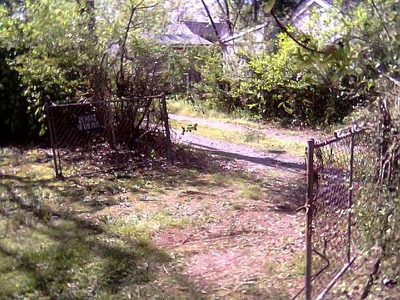 4th image of 2005 Halifax Ave