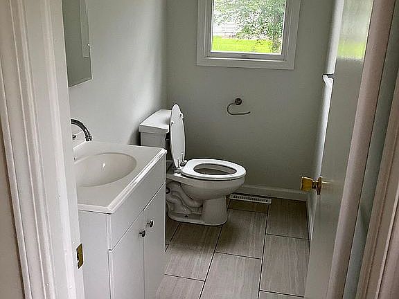 3rd image of 7801 4th Ave
