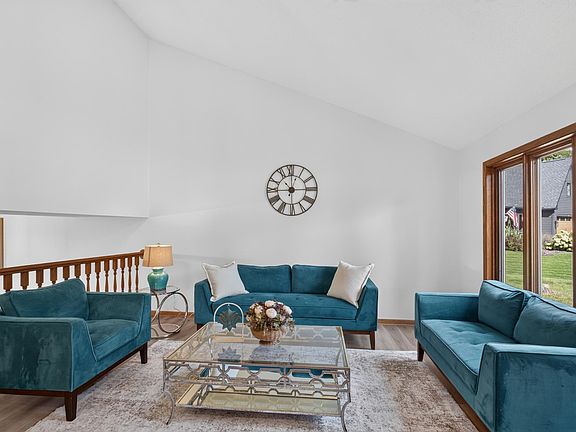 2nd image of 2633 Nightingale Ct
