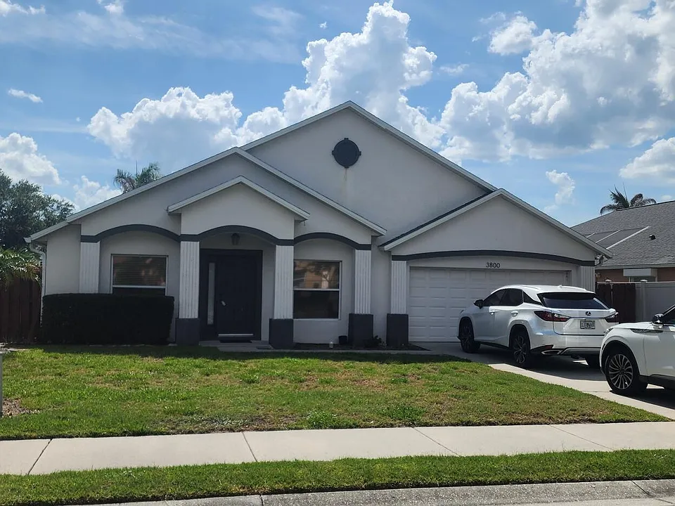 3800 Sunbeam Ct