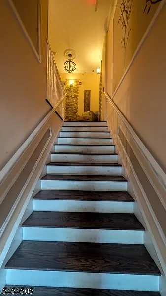 2 bed, 2.0 bath, $2,200 — Photo 2