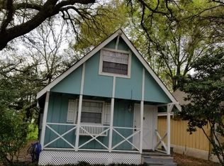 119 N Willow St, Tomball, TX 77375