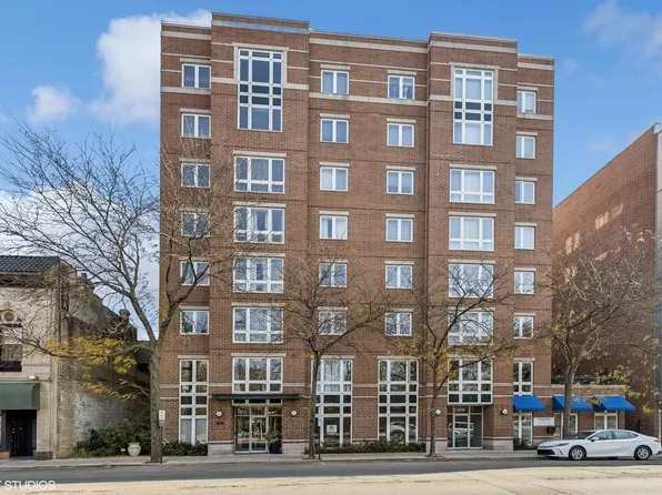 811 Chicago Ave APT 303, Evanston, IL 60202