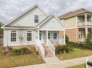 13162 Charlotte St, Biloxi, MS 39532