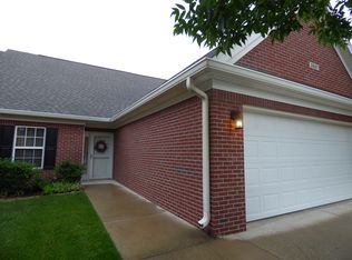 3921 Hillcross Dr, Louisville, KY 40229