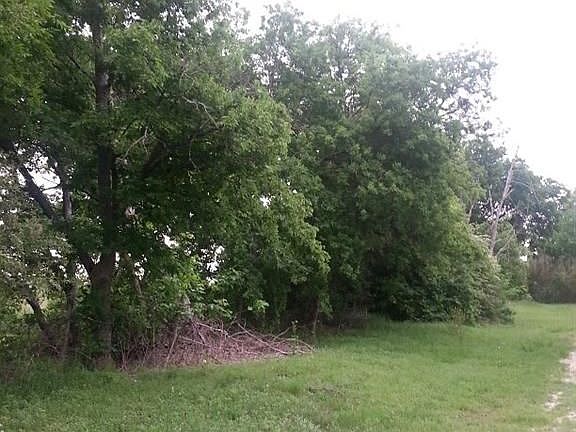 4th image of 2510 Corsicana Hwy