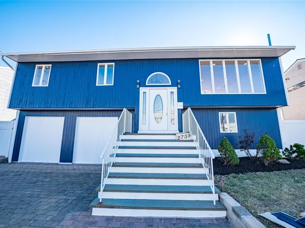 2739 Lee Place, Bellmore, NY 11710