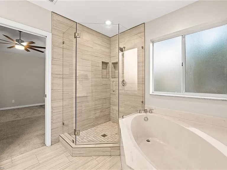 17579 Cherry Ridge Ln — Photo 9