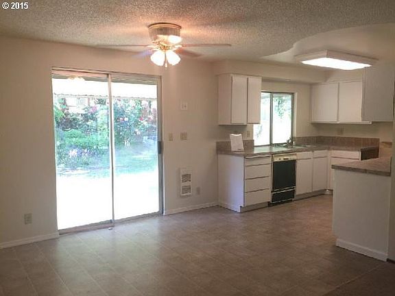 5th image of 5800 NE 39th St