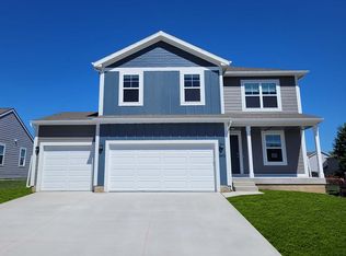 5414 145th St, Urbandale, IA 50323