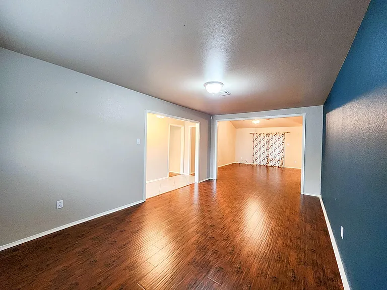6007 Dryad Dr — Photo 6
