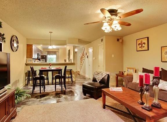 4th image of 80 Houmas Pl