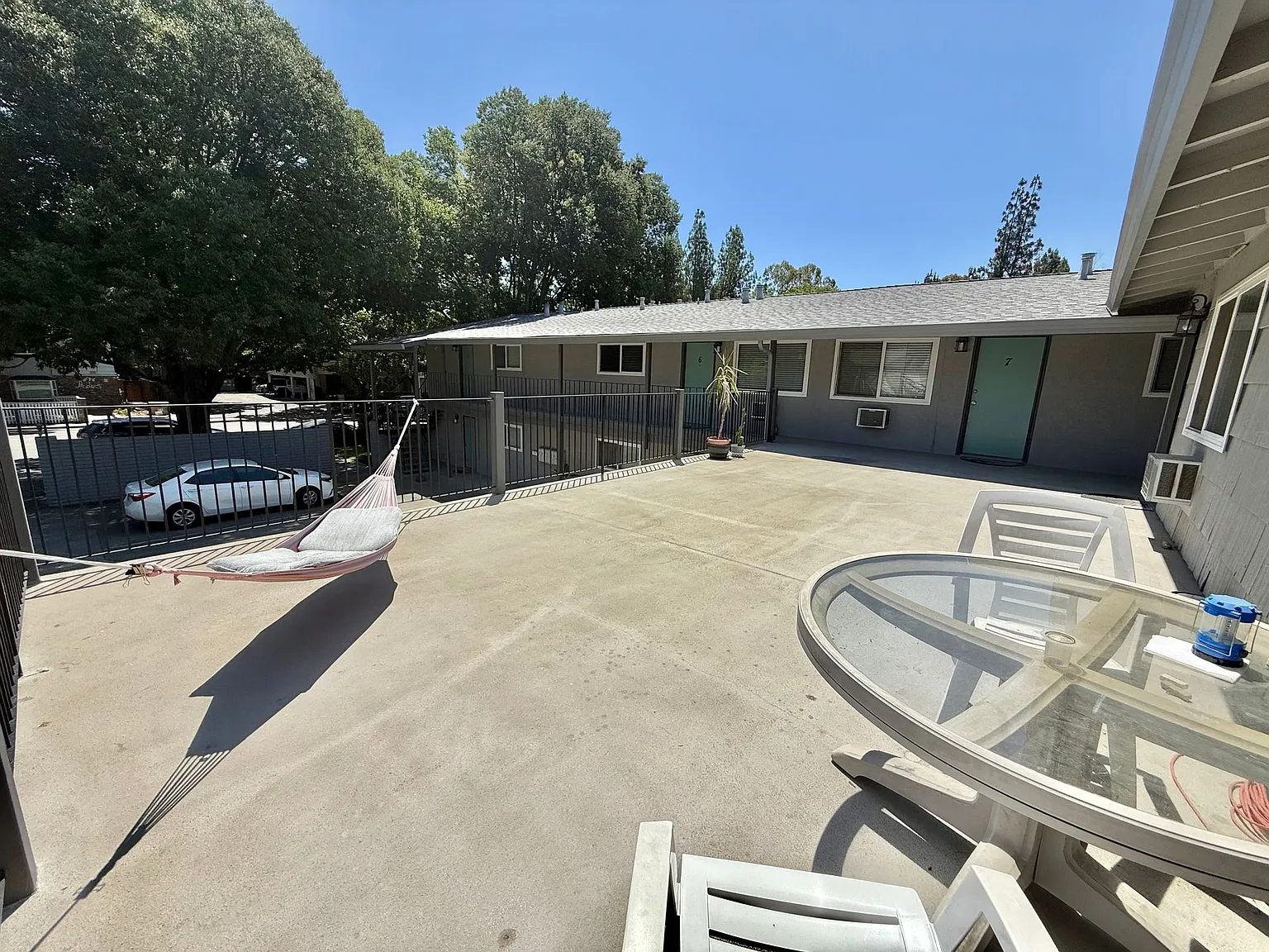 Room For Rent In Shared 2 Bedroom Apartment — Photo 2