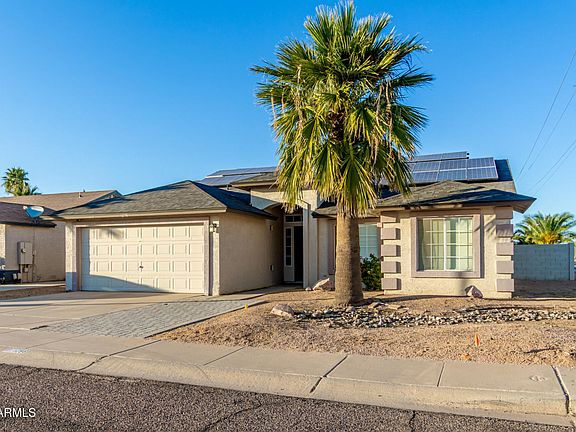 3rd image of 1298 E BRENDA Drive