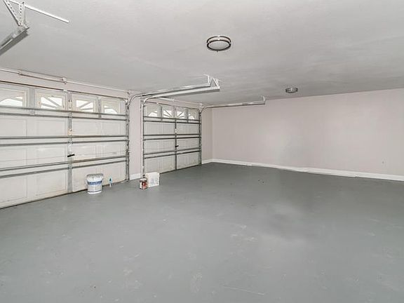 3rd image of 3007 W Wyoming Ave