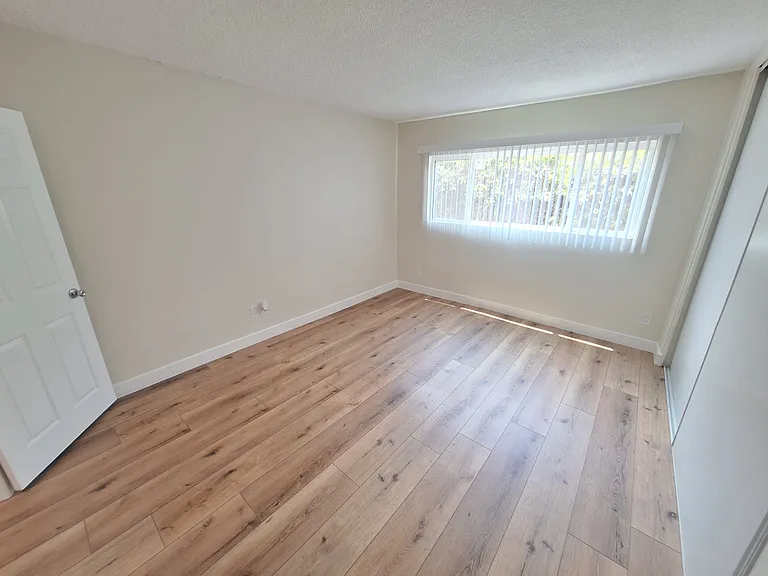 6845 Hazeltine Ave #6 — Photo 7