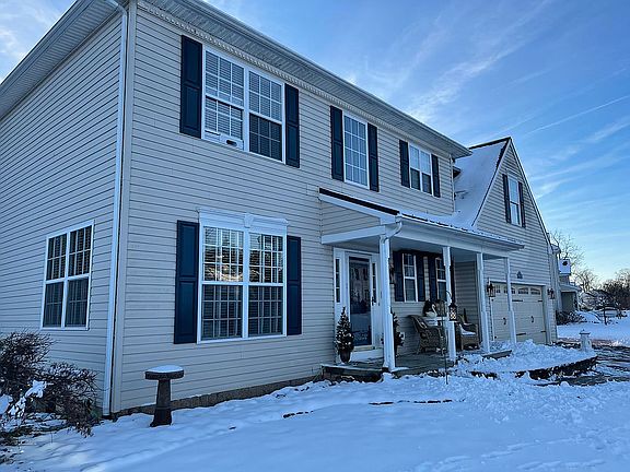 5th image of 18 Silver Lake Dr