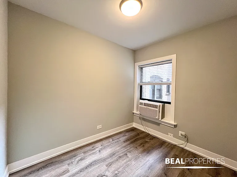 701-715 West Brompton — Photo 39