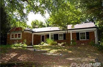 3rd image of 650 Hickory Ln