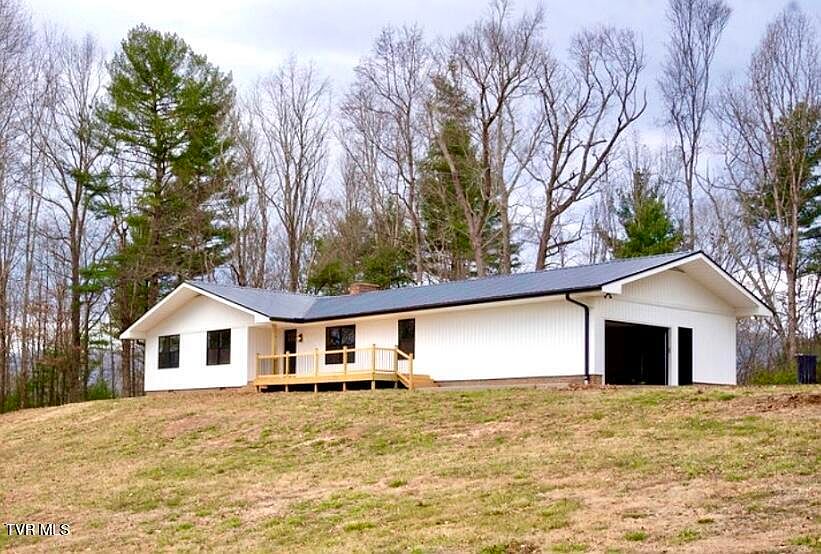 1st image of 256 William Hawkins Ln