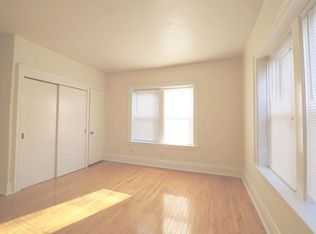 1810 Bryant Ave S #10-08, Minneapolis, MN 55403