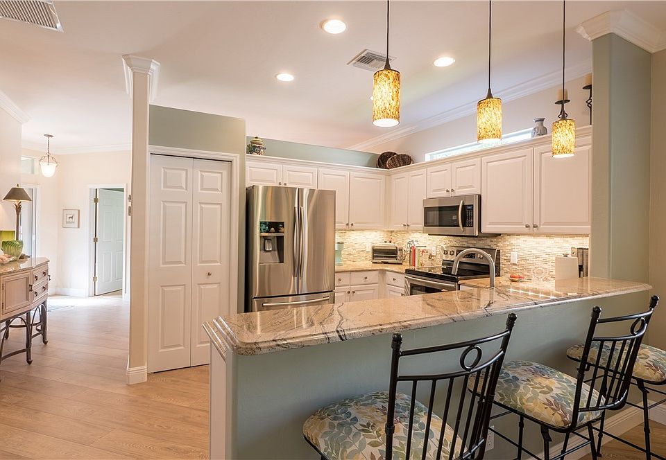 1st image of 8317 Woodridge Pointe Dr