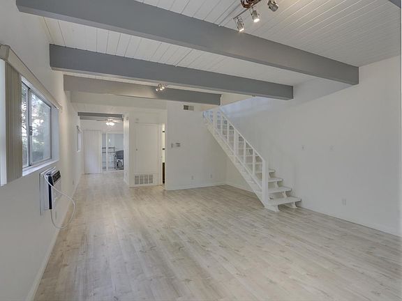 2nd image of 11571 Ohio Ave APT 1