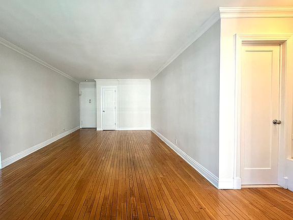 3rd image of 135 W 96th St APT 10H