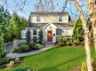 83 Glen Ave E, Harrington Park, NJ 07640